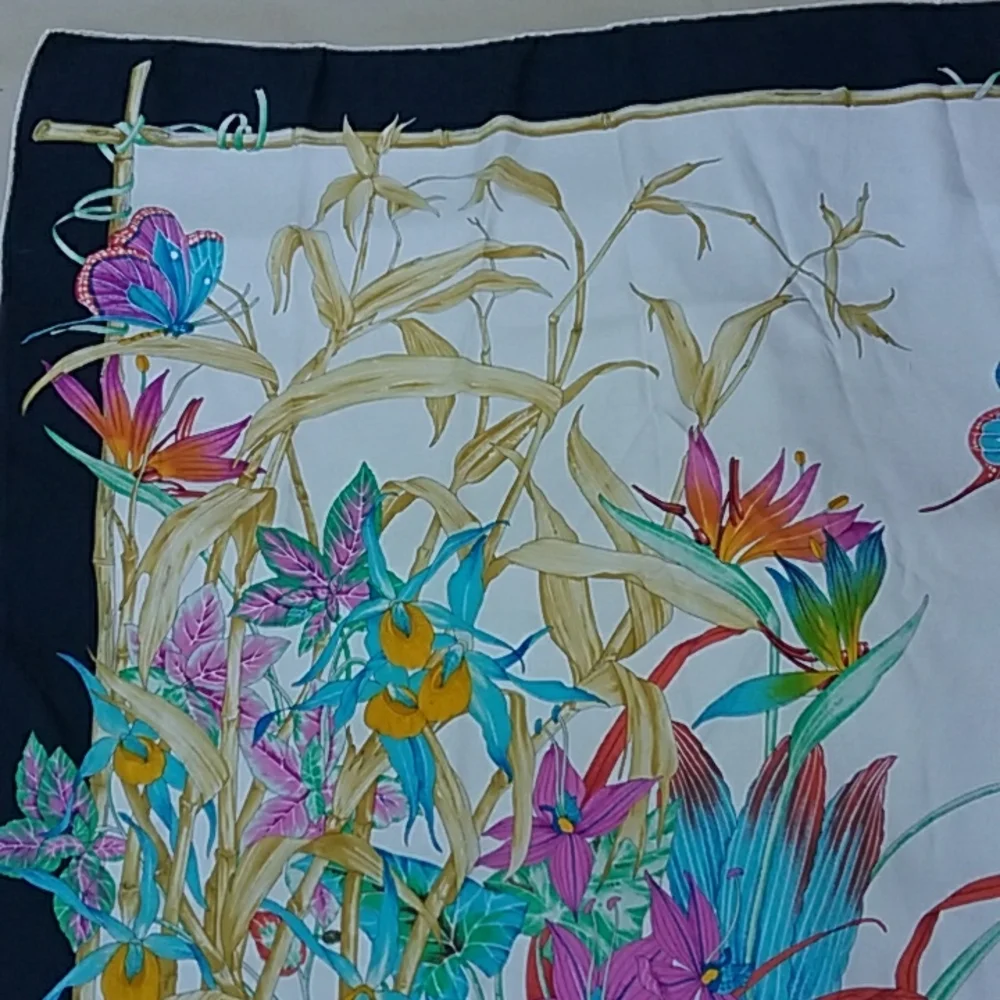 Christian Dior silk scarf size 34 x 34 Made in Italy Vintage